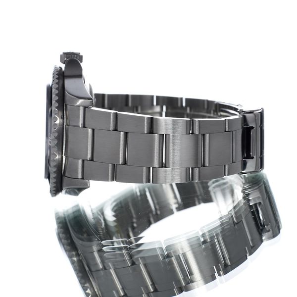 Rolex Sea-Dweller 16600